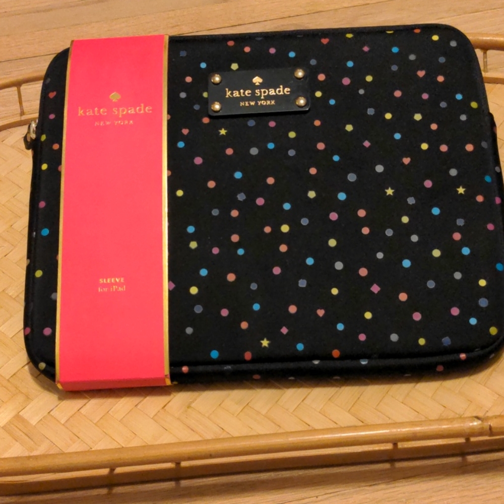 Kate Spade iPad soft sleeve top zippered case